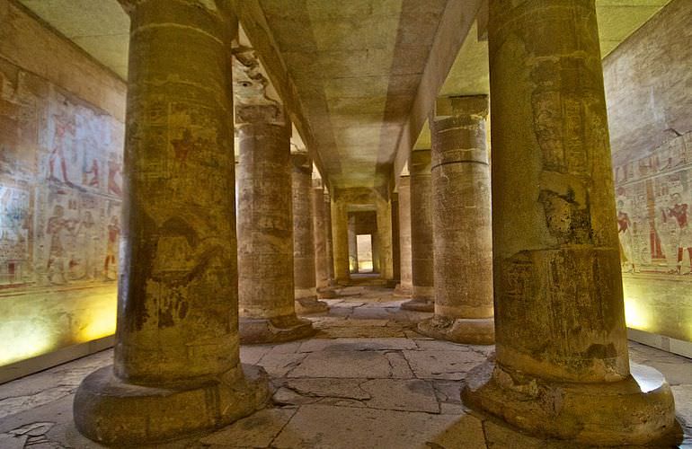 Privater Tagesausflug nach Abydos und Dendera mit Limousine ab Hurghada