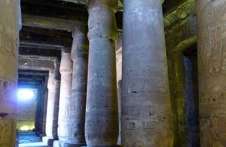 Privater Tagesausflug nach Abydos und Dendera mit Limousine ab Hurghada