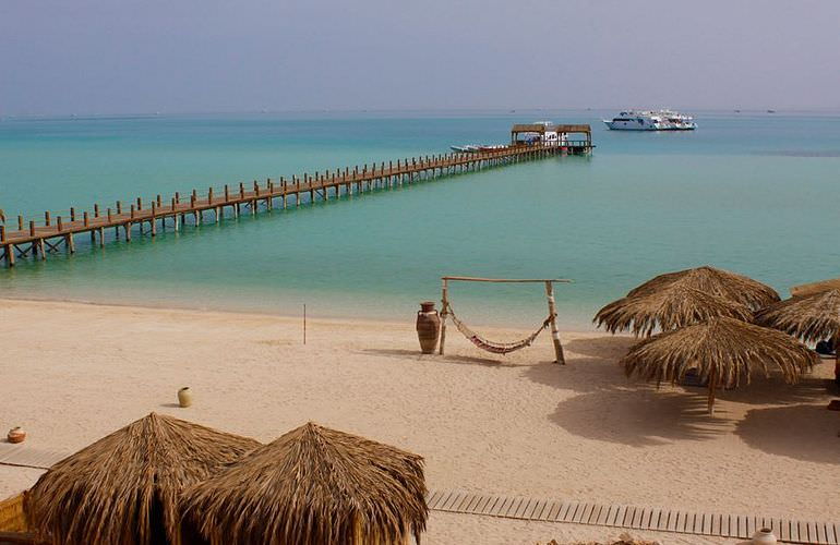 Tagesausflug mit dem Boot zur Orange Bay Insel in Hurghada 