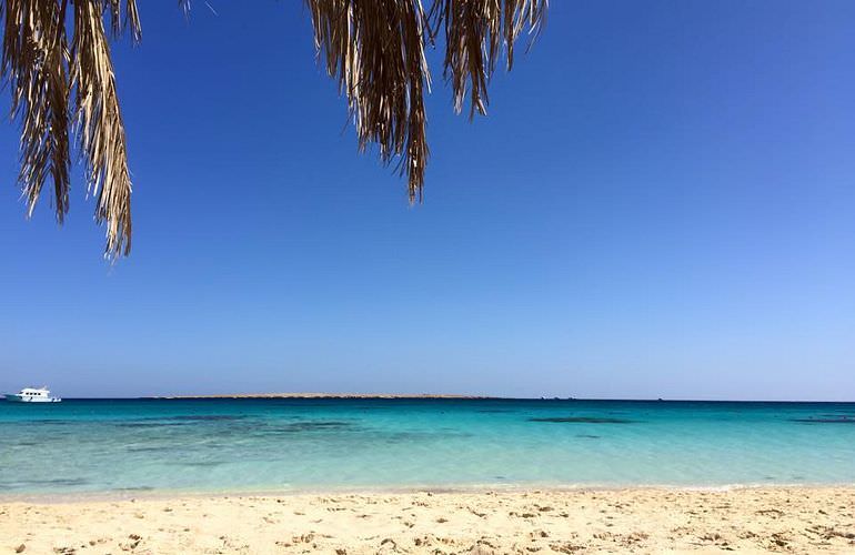 Ausflug mit dem Boot zur Paradies Insel in Hurghada