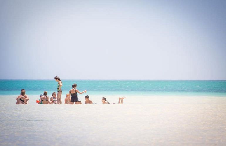 Private Inseltour mit dem Boot: Karibikfeeling im Roten Meer 