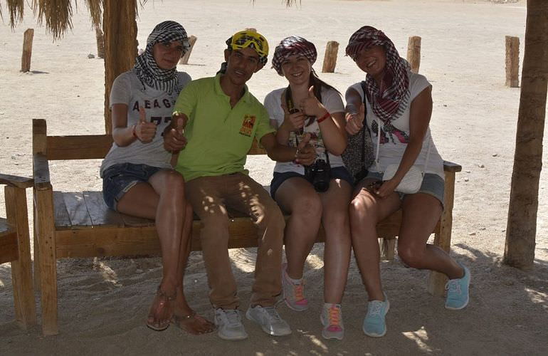 Quad Abenteuer in Hurghada: Private Tour durch die Wüste mit Abendessen