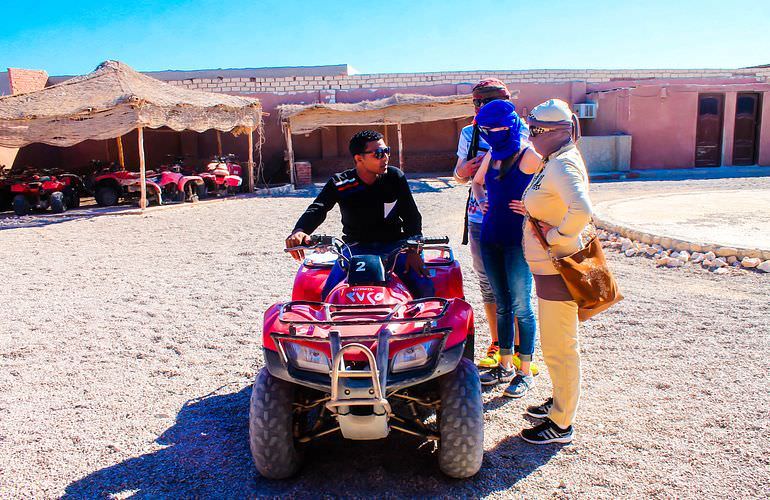 Quad Safari am Morgen mit Kamelreiten im Beduinendorf 