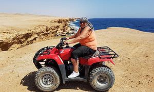 Privates Quad-Abenteuer am Strand bei Sonnenuntergang ab Hurghada