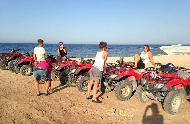 Privates Quad-Abenteuer am Strand bei Sonnenuntergang ab Hurghada