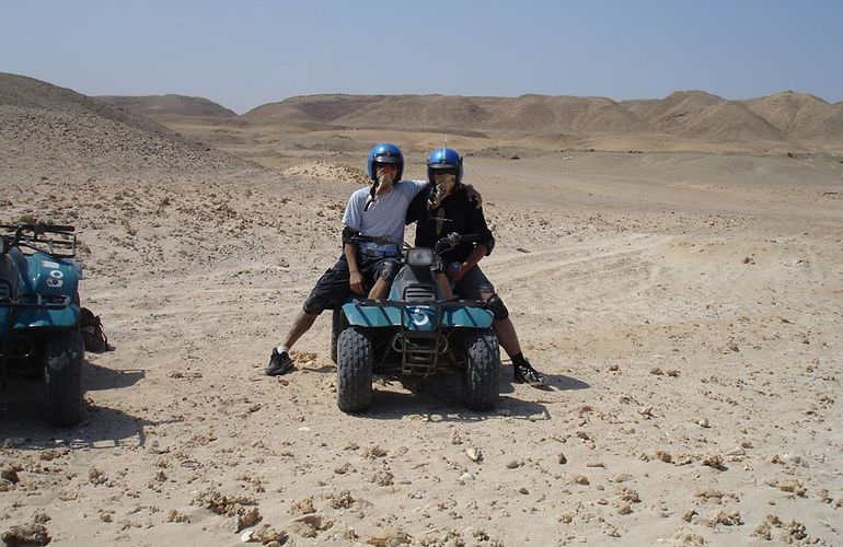 Safari mit Quad ab Hurghada - Halbtagestour